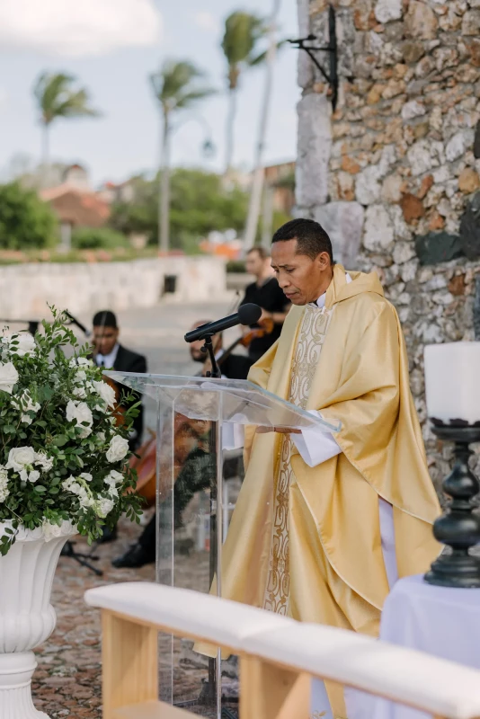 Rosiris & Raul wedding at Altos de Chavon, Casa de Campo