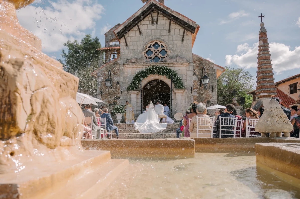 Rosiris & Raul wedding at Altos de Chavon, Casa de Campo