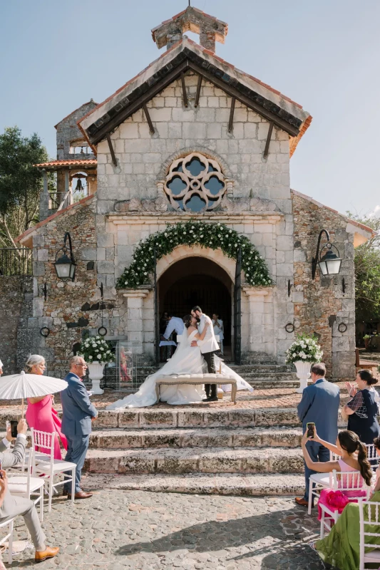 Rosiris & Raul wedding at Altos de Chavon, Casa de Campo