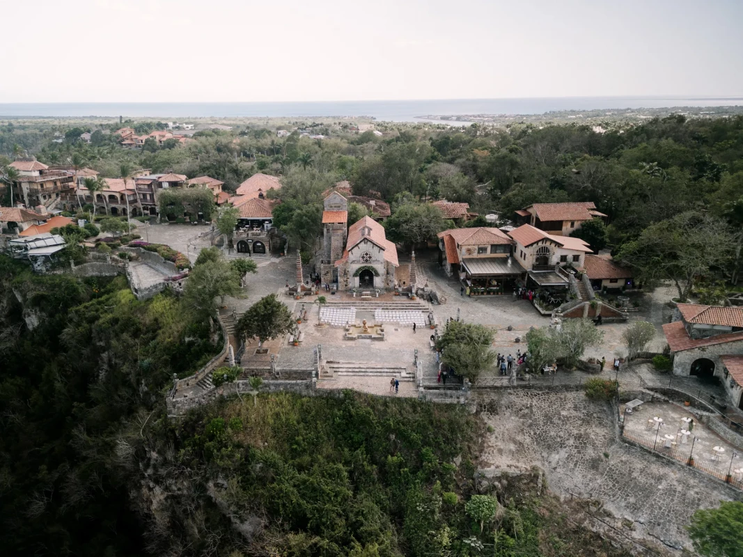 Rosiris & Raul wedding at Altos de Chavon, Casa de Campo