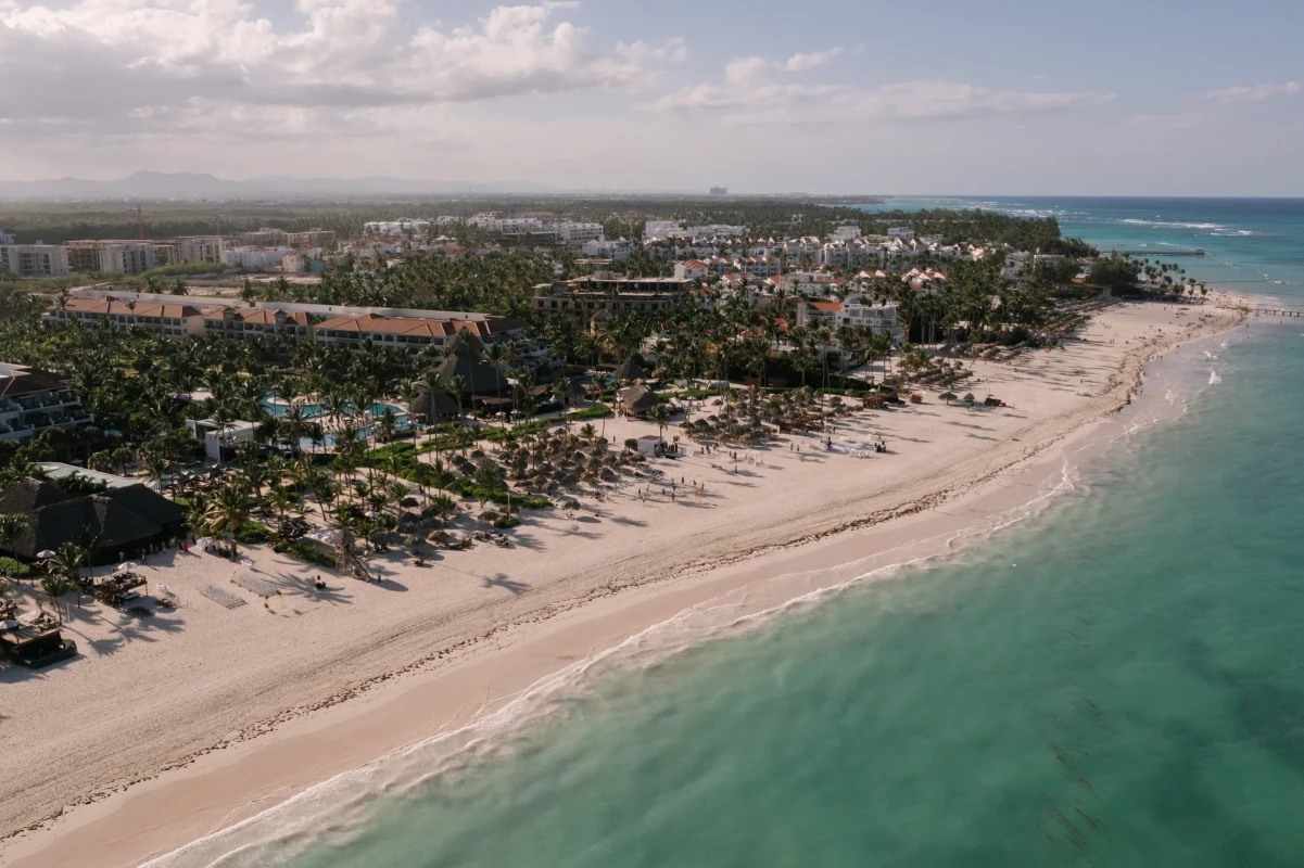 Gabrielle & Nolan's wedding at Secrets Royal Beach Punta Cana